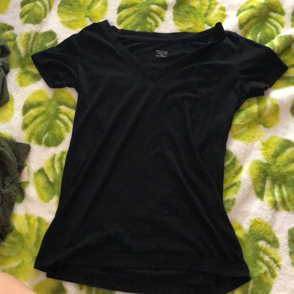 v neck t-shirt